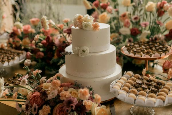 cake cutting ceremony traditions