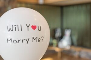 12 Sweet Ways to Tell Your Parents You’re Engaged