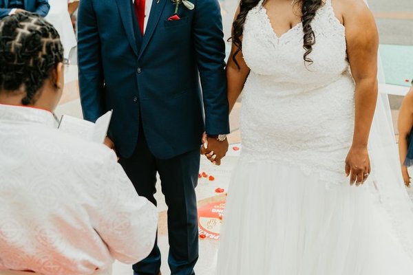 plus size wedding dress shopping